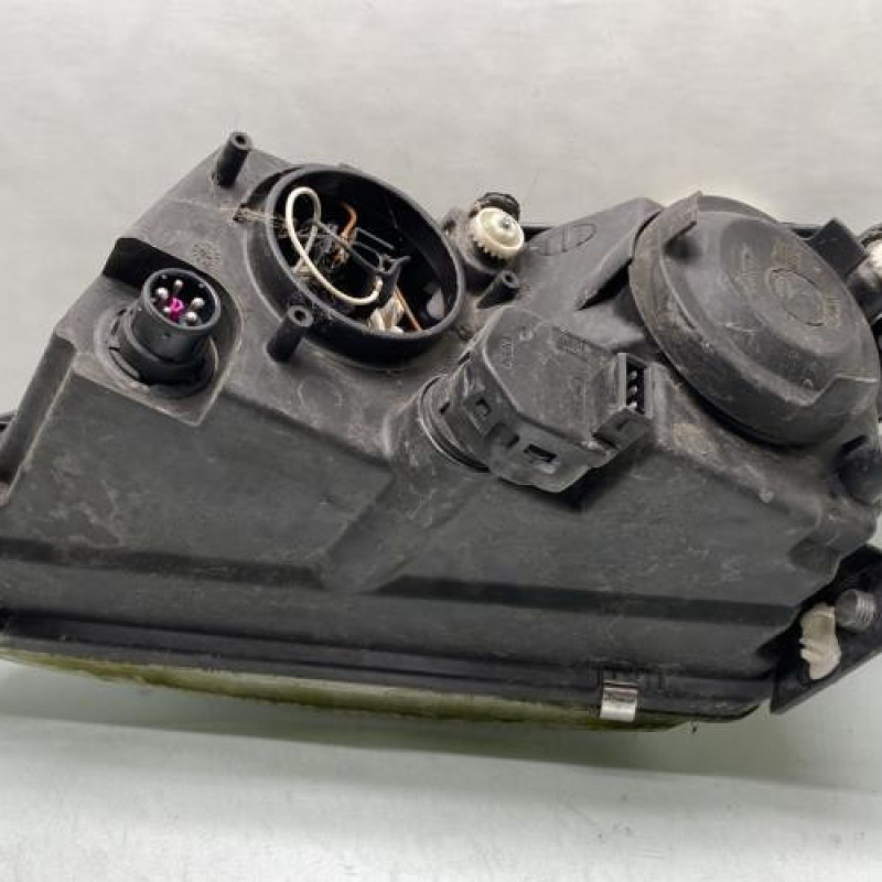 Optique avant principal droit (feux)(phare) VOLKSWAGEN PASSAT 4 Photo n°3