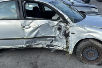 Optique avant principal droit (feux)(phare) VOLKSWAGEN PASSAT 4