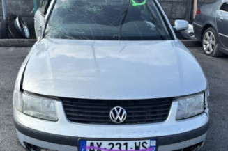 Optique avant principal droit (feux)(phare) VOLKSWAGEN PASSAT 4