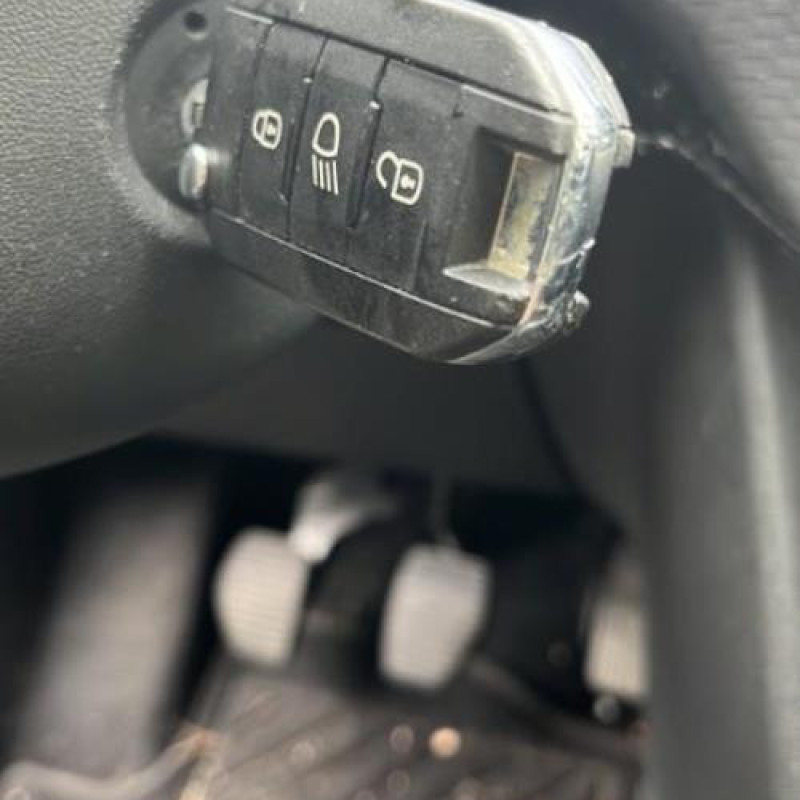 Tambour arriere gauche PEUGEOT 208 1 Photo n°18