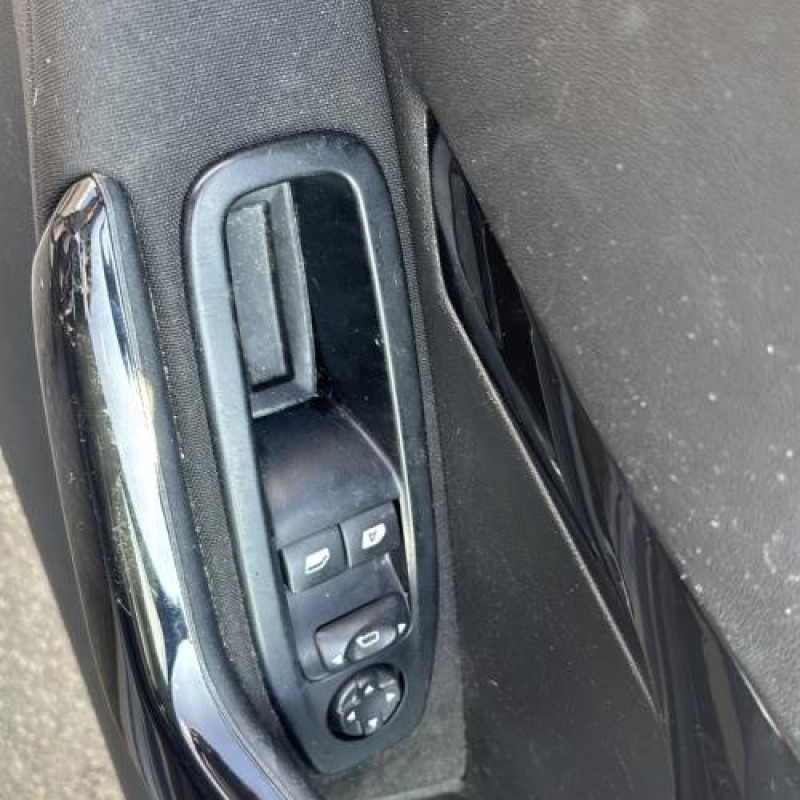 Tambour arriere droit PEUGEOT 208 1 Photo n°11