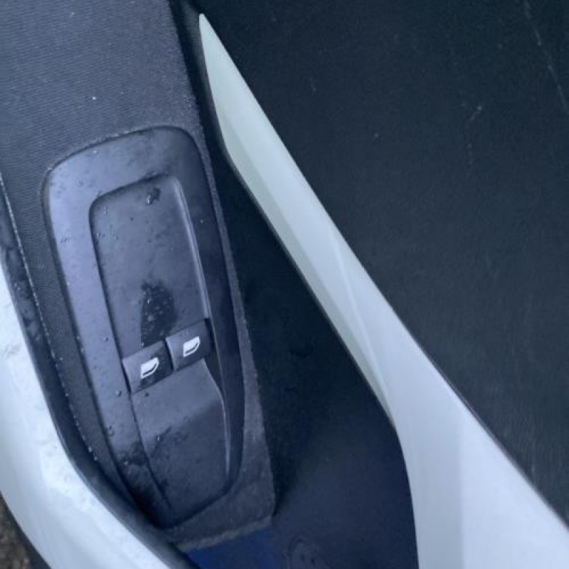 Tambour arriere droit PEUGEOT 208 1 Photo n°10