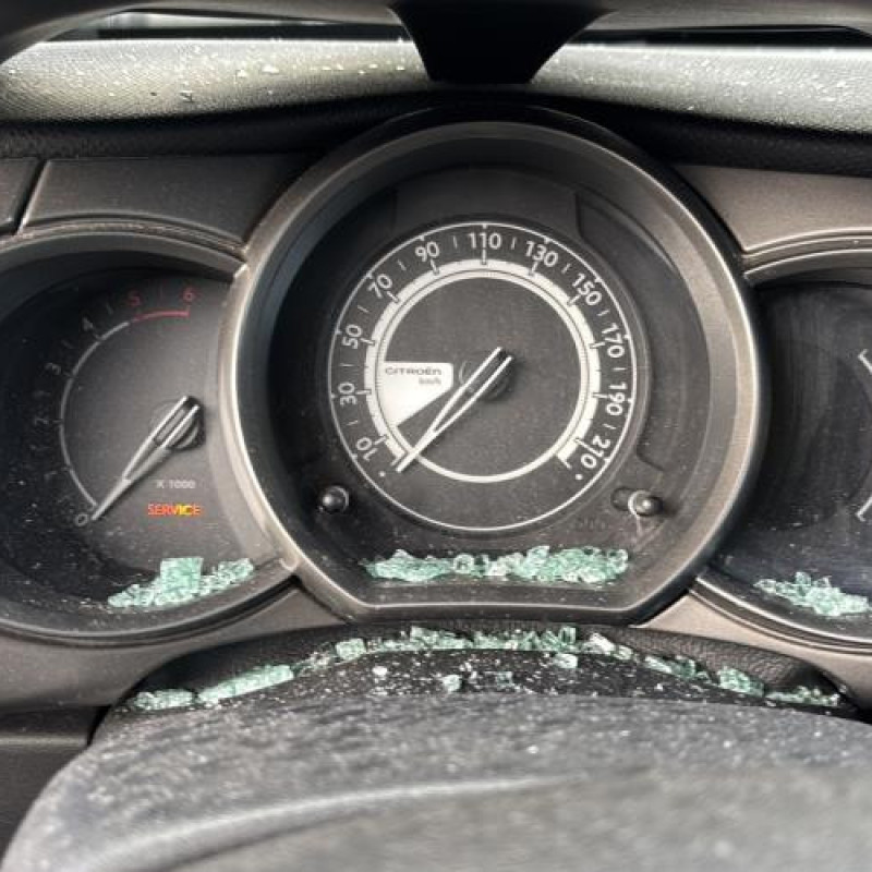 Tambour arriere gauche CITROEN C3 2 Photo n°20