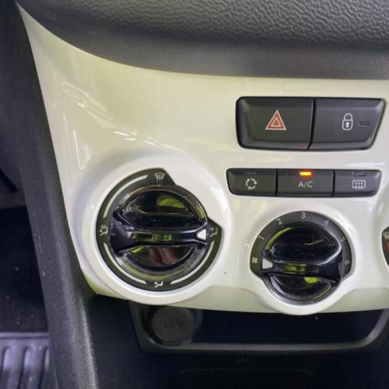 Tambour arriere droit PEUGEOT 208 1 Photo n°17