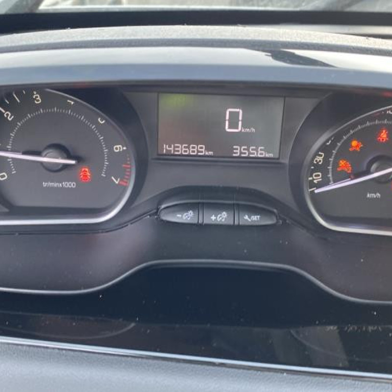 Tambour arriere droit PEUGEOT 208 1 Photo n°19