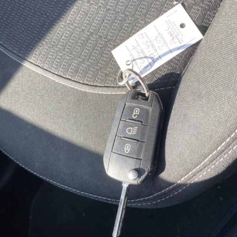 Tambour arriere droit PEUGEOT 208 1 Photo n°20