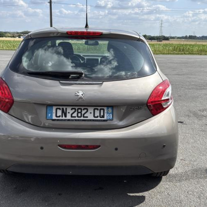 Tambour arriere droit PEUGEOT 208 1 Photo n°5