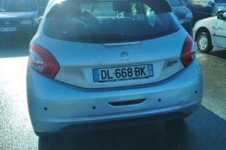 Reservoir essence PEUGEOT 208 1