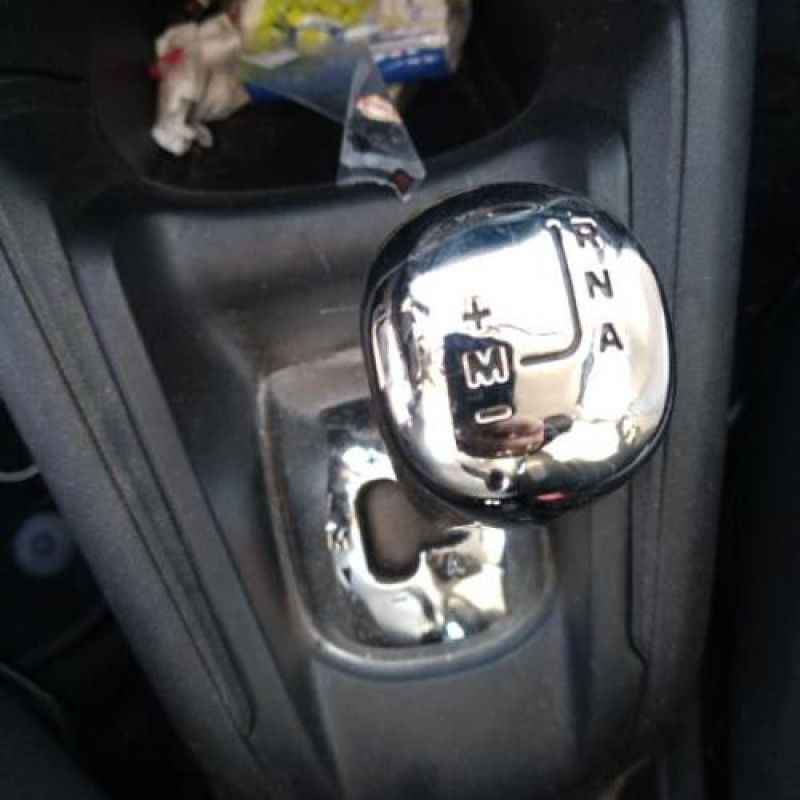 Tambour arriere droit PEUGEOT 208 1 Photo n°9