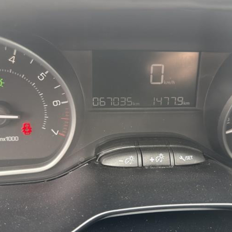 Tambour arriere droit PEUGEOT 208 1 Photo n°20