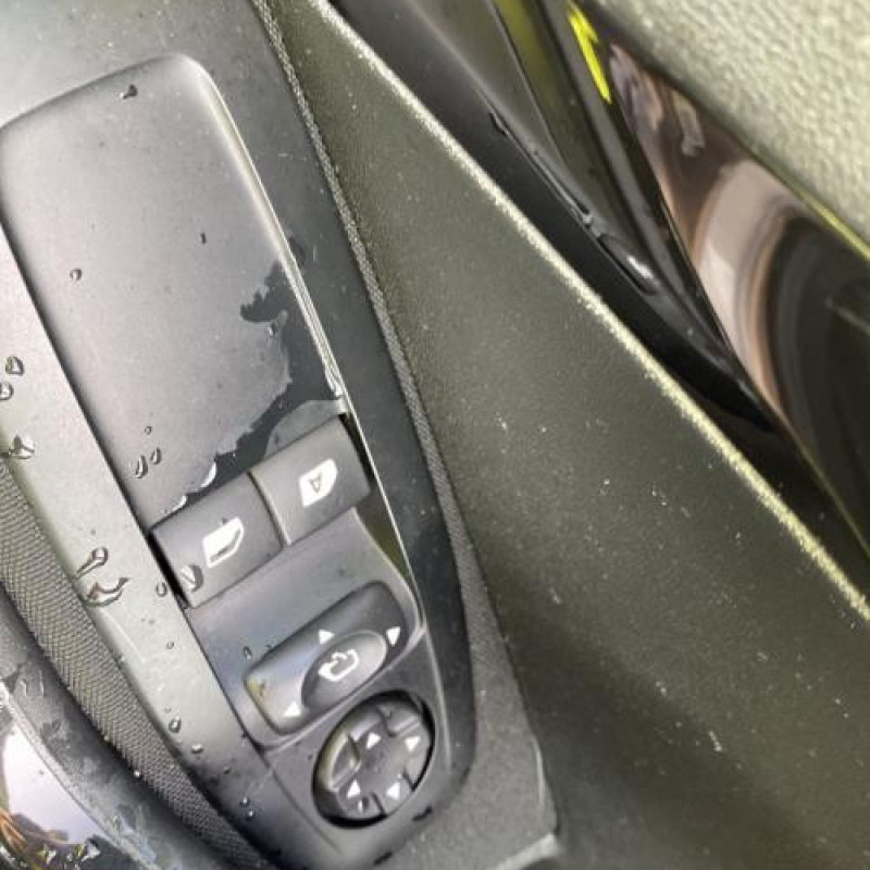 Tambour arriere droit PEUGEOT 208 1 Photo n°10