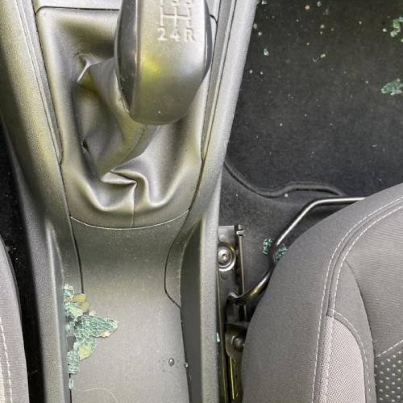 Tambour arriere droit PEUGEOT 208 1 Photo n°17