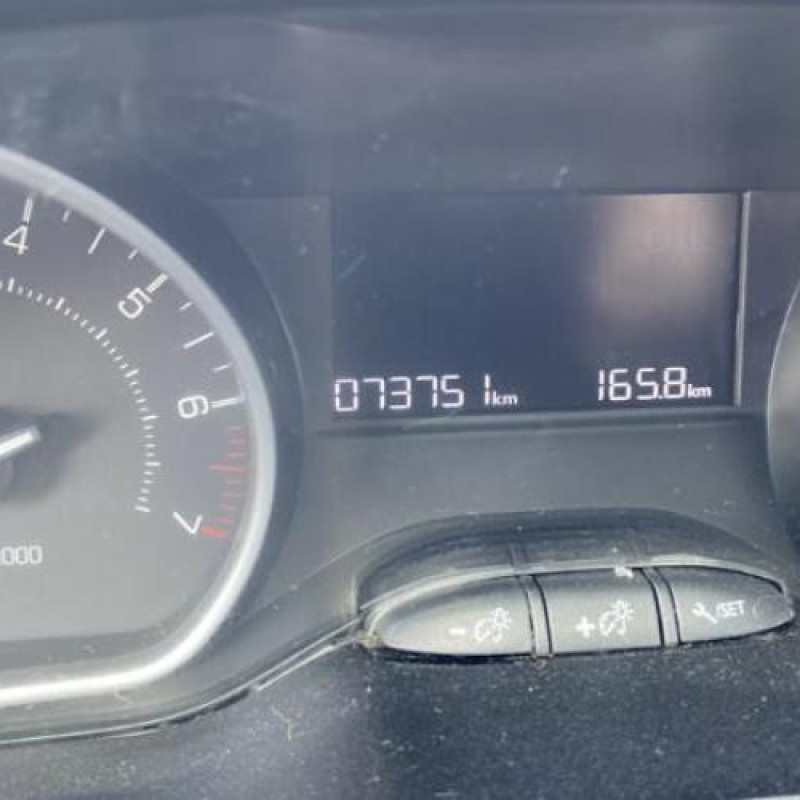 Tambour arriere droit PEUGEOT 208 1 Photo n°10