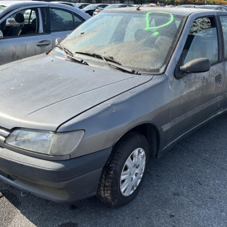 Reservoir essence PEUGEOT 306