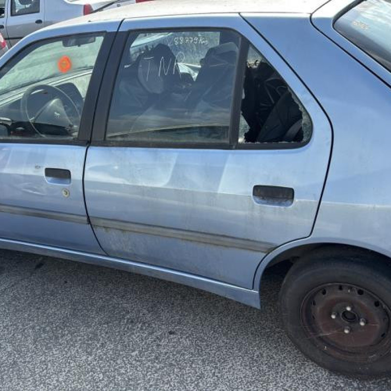 Leve vitre mecanique arriere gauche PEUGEOT 306 Photo n°6