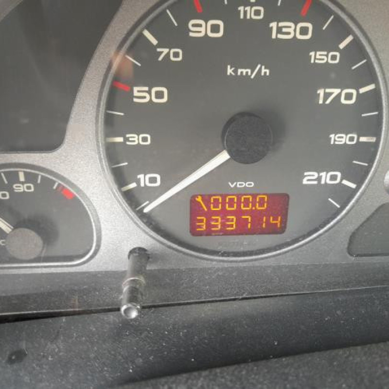 Leve vitre mecanique arriere gauche PEUGEOT 306 Photo n°18