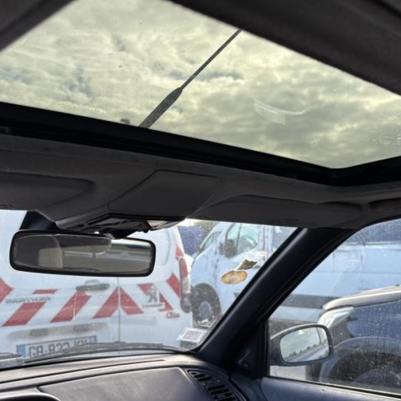 Leve vitre mecanique arriere gauche PEUGEOT 306 Photo n°18