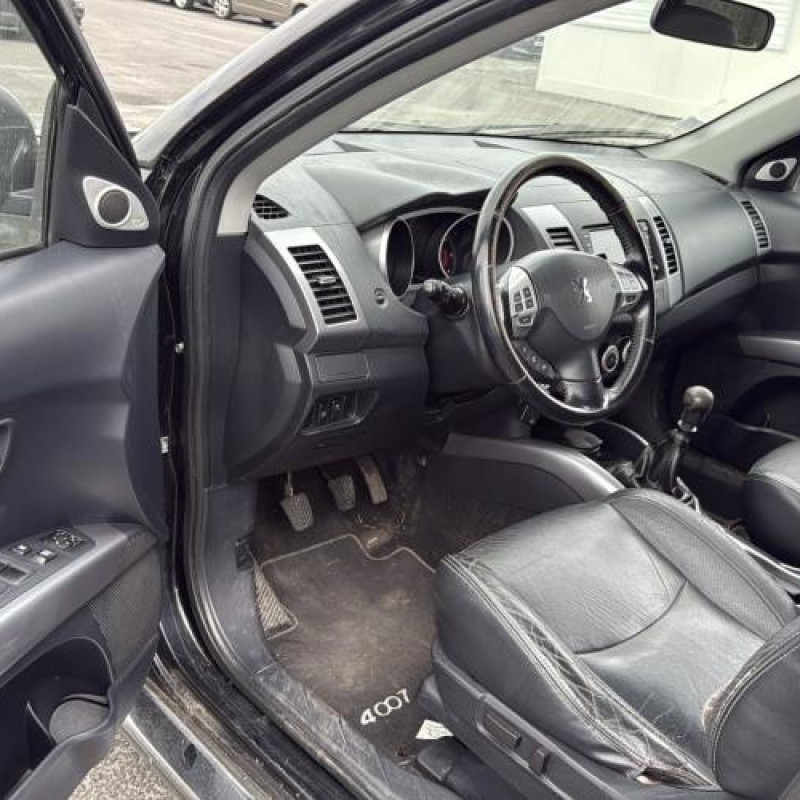 Poignee interieur arriere droit PEUGEOT 4007 Photo n°9