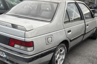 Reservoir essence PEUGEOT 405