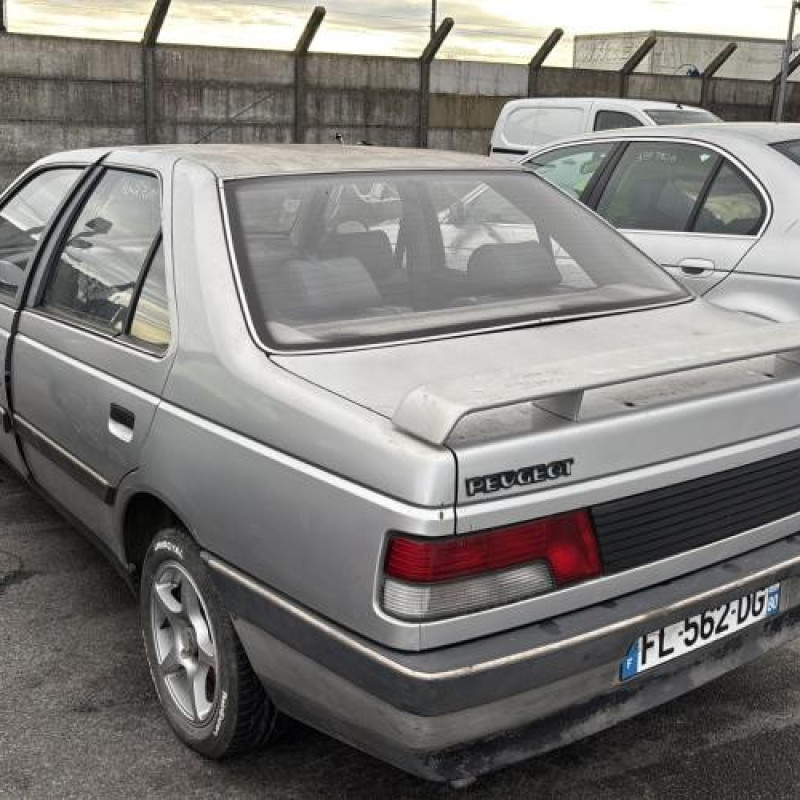 Reservoir essence PEUGEOT 405 Photo n°4