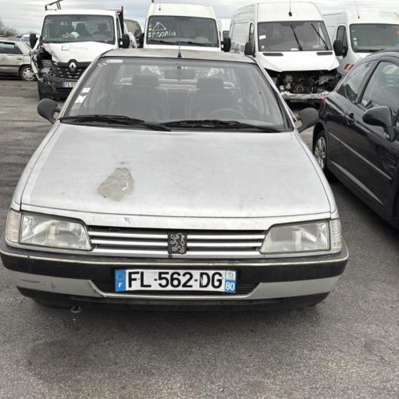 Reservoir essence PEUGEOT 405 Photo n°8