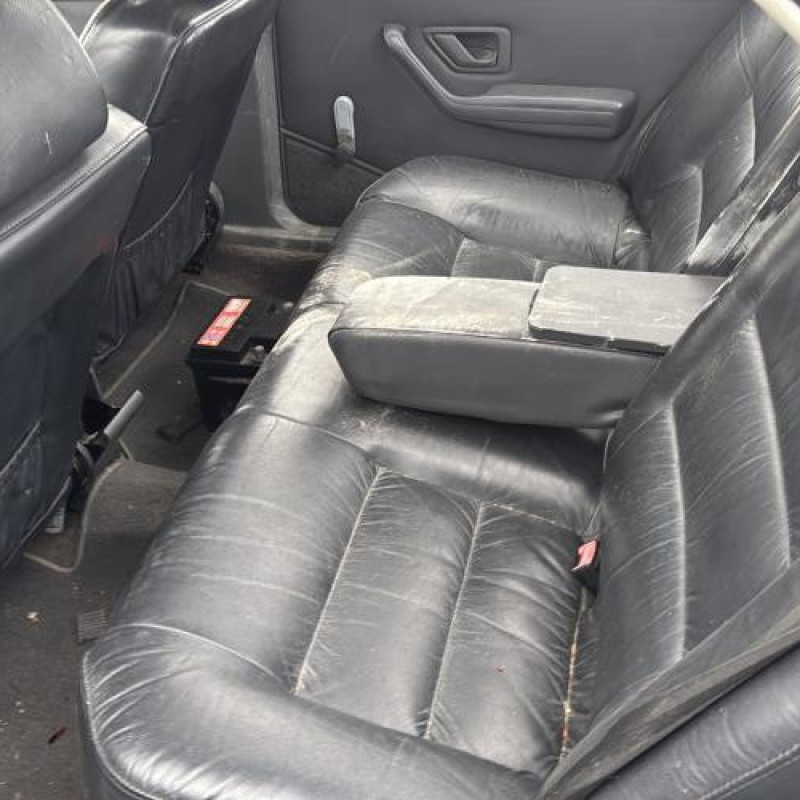 Reservoir essence PEUGEOT 405 Photo n°12