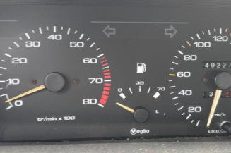 Reservoir essence PEUGEOT 405