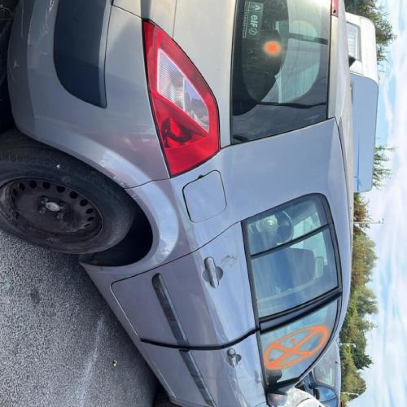 Capot RENAULT MEGANE 2 Photo n°17