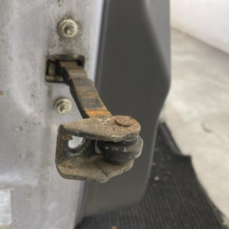 Porte avant droit OPEL CORSA D Photo n°3