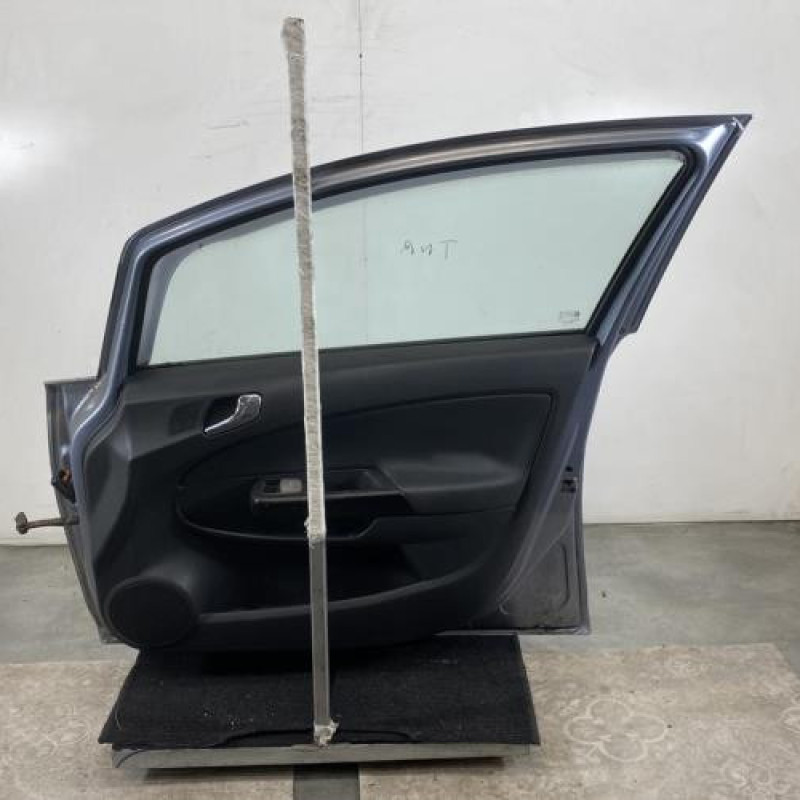 Porte avant droit OPEL CORSA D Photo n°6