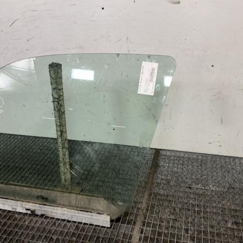 Vitre avant gauche OPEL MERIVA A Photo n°3