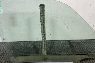 Vitre avant gauche OPEL MERIVA A