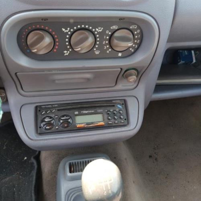 Porte avant droit RENAULT TWINGO 1 Photo n°6