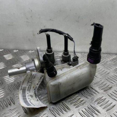 Maitre cylindre (freinage) FORD FIESTA 6