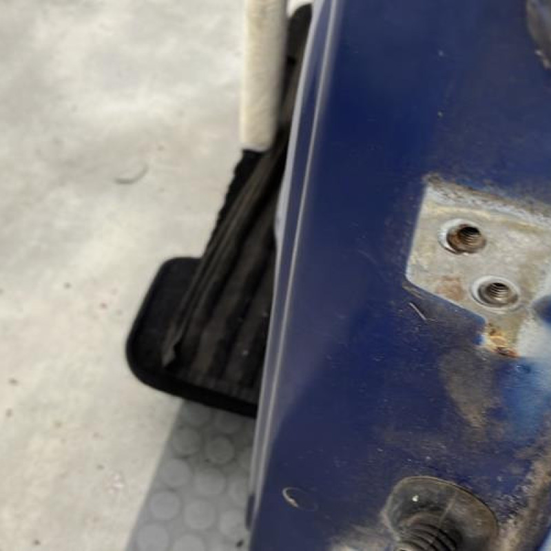 Porte avant gauche RENAULT TWINGO 1 Photo n°2