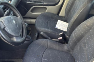 Malle/Hayon arriere RENAULT CLIO 2