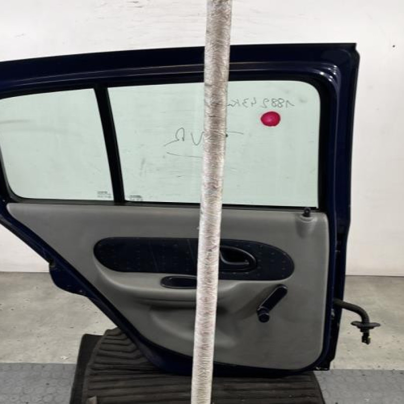 Porte arriere gauche RENAULT CLIO 2 Photo n°8
