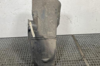 Pare boue arriere gauche RENAULT CLIO 2 Photo n°1