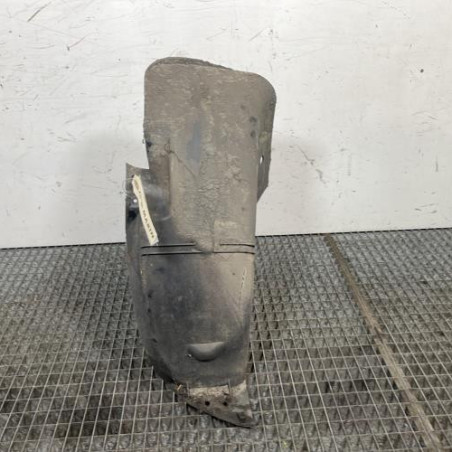 Pare boue arriere gauche RENAULT CLIO 2 Photo n°1