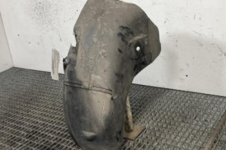 Pare boue arriere gauche RENAULT CLIO 2