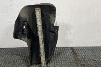 Pare boue arriere gauche RENAULT CLIO 2