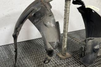 Pare boue avant gauche RENAULT CLIO 2