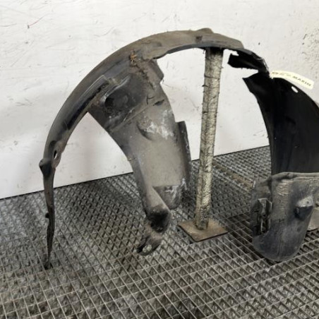 Pare boue avant gauche RENAULT CLIO 2