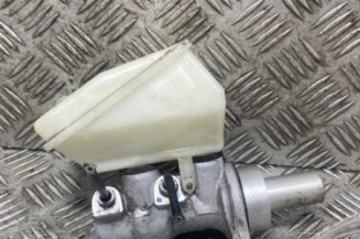 Maitre cylindre (freinage) PEUGEOT PARTNER 2 Photo n°1