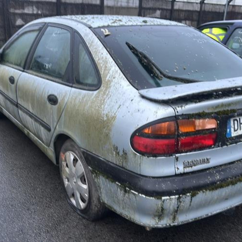 Optique avant principal droit (feux)(phare) RENAULT LAGUNA 1 Photo n°8