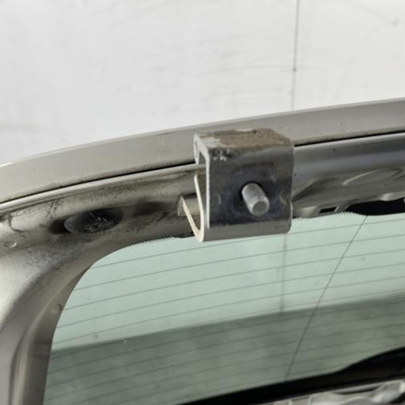 Malle/Hayon arriere MINI MINI 2 R56 Photo n°6