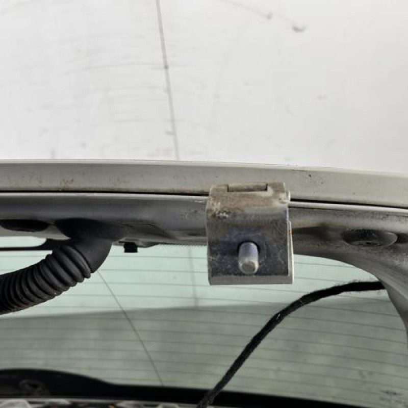 Malle/Hayon arriere MINI MINI 2 R56 Photo n°7