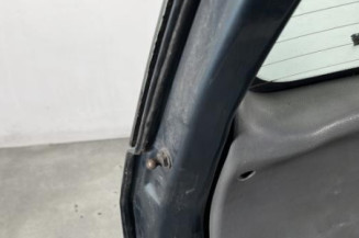 Malle/Hayon arriere FORD FUSION