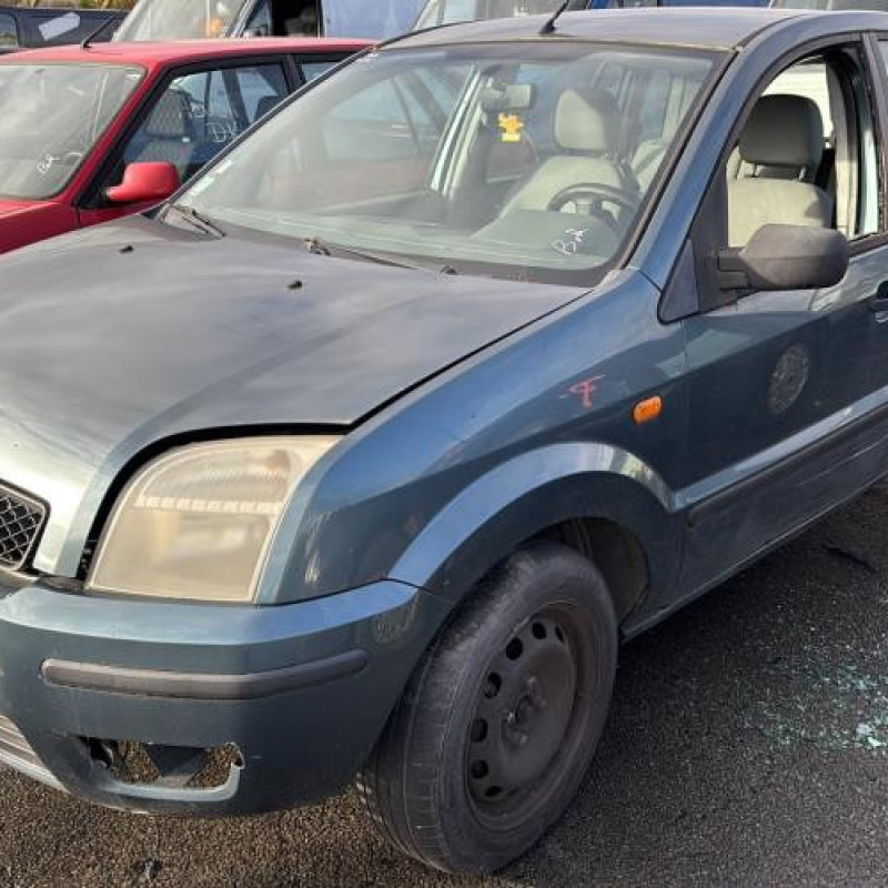 Malle/Hayon arriere FORD FUSION Photo n°12