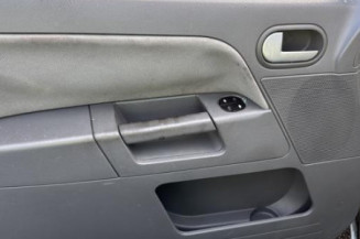 Malle/Hayon arriere FORD FUSION